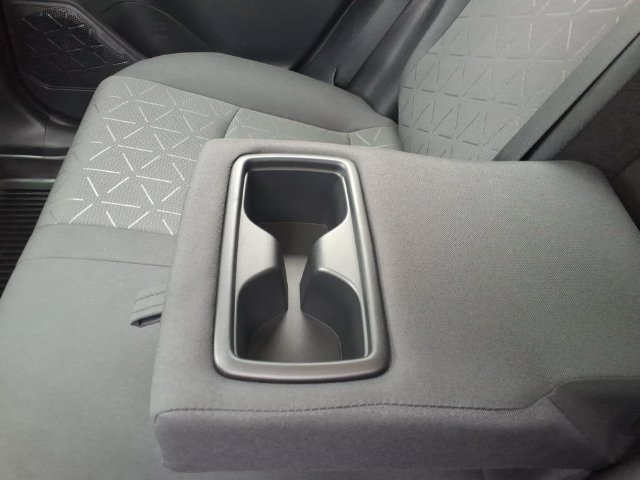 Used 2024 Toyota RAV4 XLE w/ Convenience Package FWD image 9