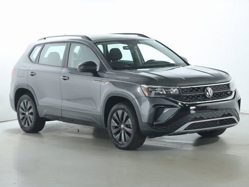 Used 2023 Volkswagen Taos S image 9