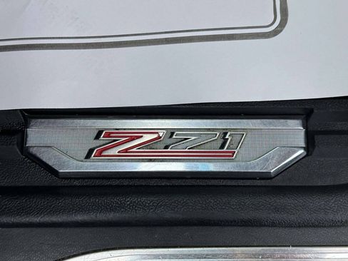 Used 2021 Chevrolet Silverado 1500 LT Trail Boss w/ Convenience Package II AWD/4WD image 10