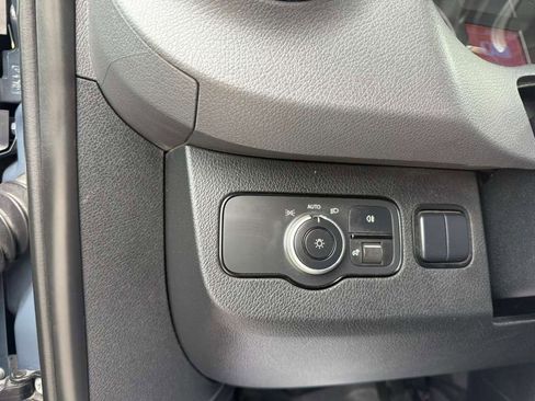 Used 2019 Mercedes-Benz Sprinter 144 image 14