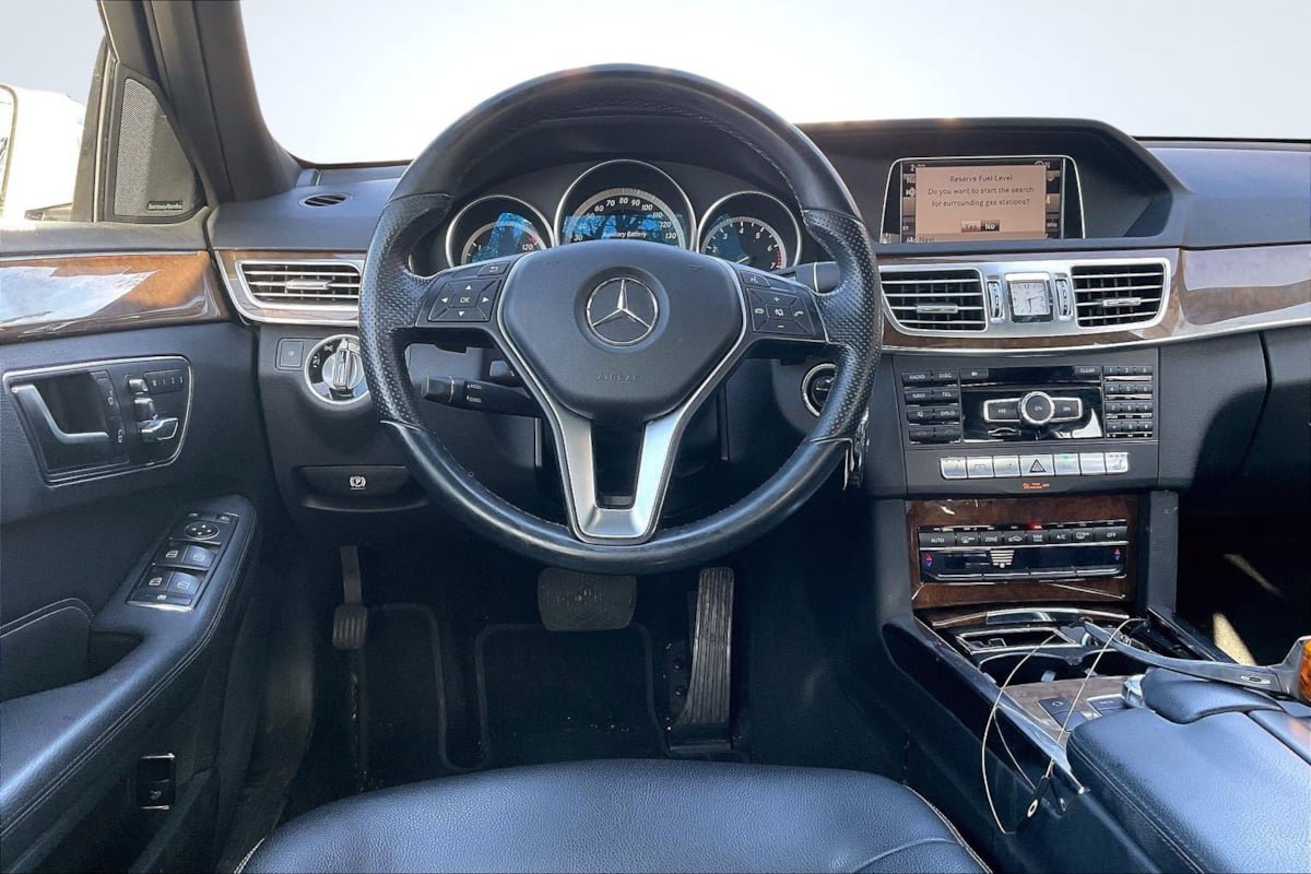 Used 2014 Mercedes-Benz E 350 Sedan image 5