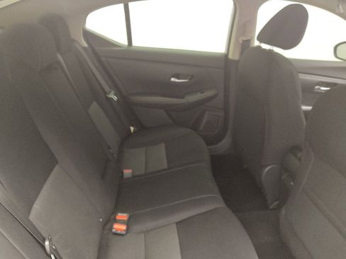 Used 2021 Nissan Sentra SV FWD image 19