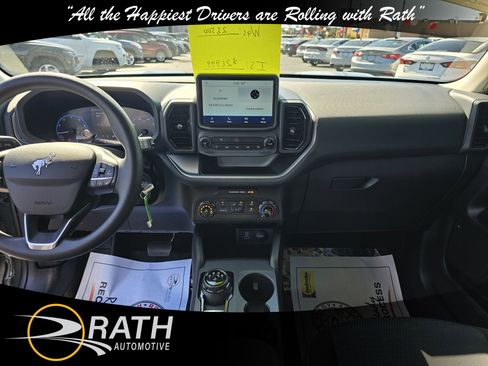 Used 2022 Ford Bronco Sport image 9