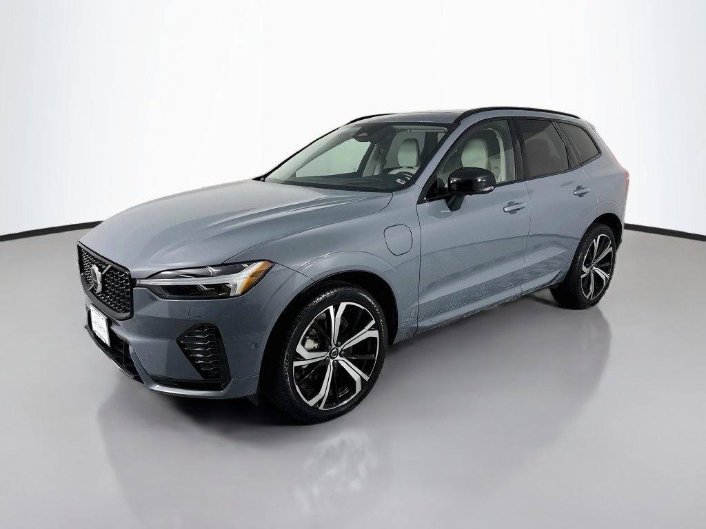 Used 2024 Volvo XC60 T8 Ultimate w/ Climate Package AWD/4WD image 1