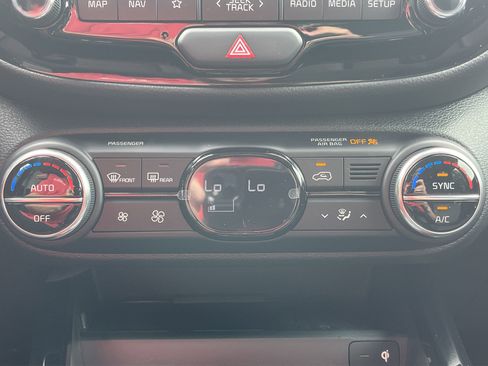 New 2025 Kia Soul S image 7