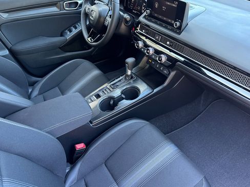 New 2026 Honda Civic Sport image 25