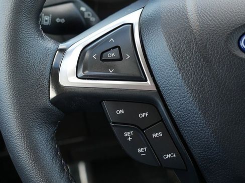 Used 2024 Ford Edge SEL w/ Convenience Package image 30