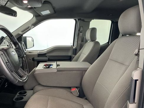 Used 2018 Ford F150 XLT w/ Equipment Group 302A Luxury AWD/4WD image 9