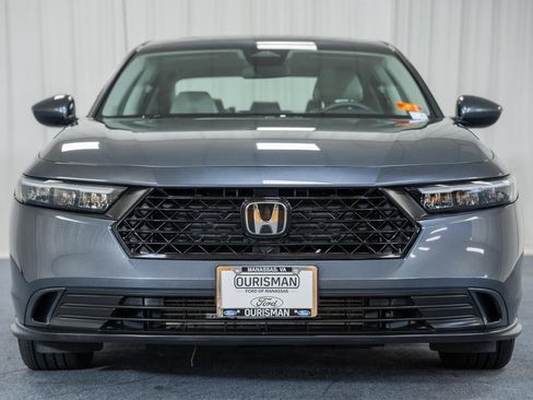 Used 2024 Honda Accord EX image 2