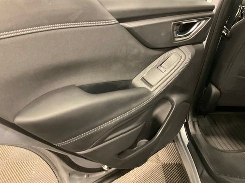 Used 2023 Subaru Forester Premium AWD/4WD image 29
