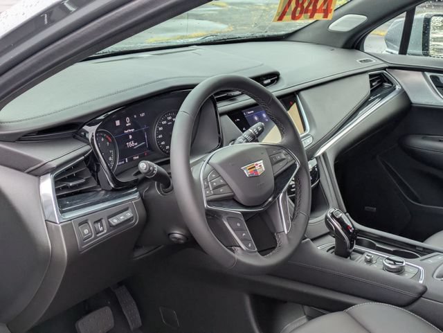 New 2026 Cadillac XT5 Premium Luxury w/ Driver Assist Package FWD image 14
