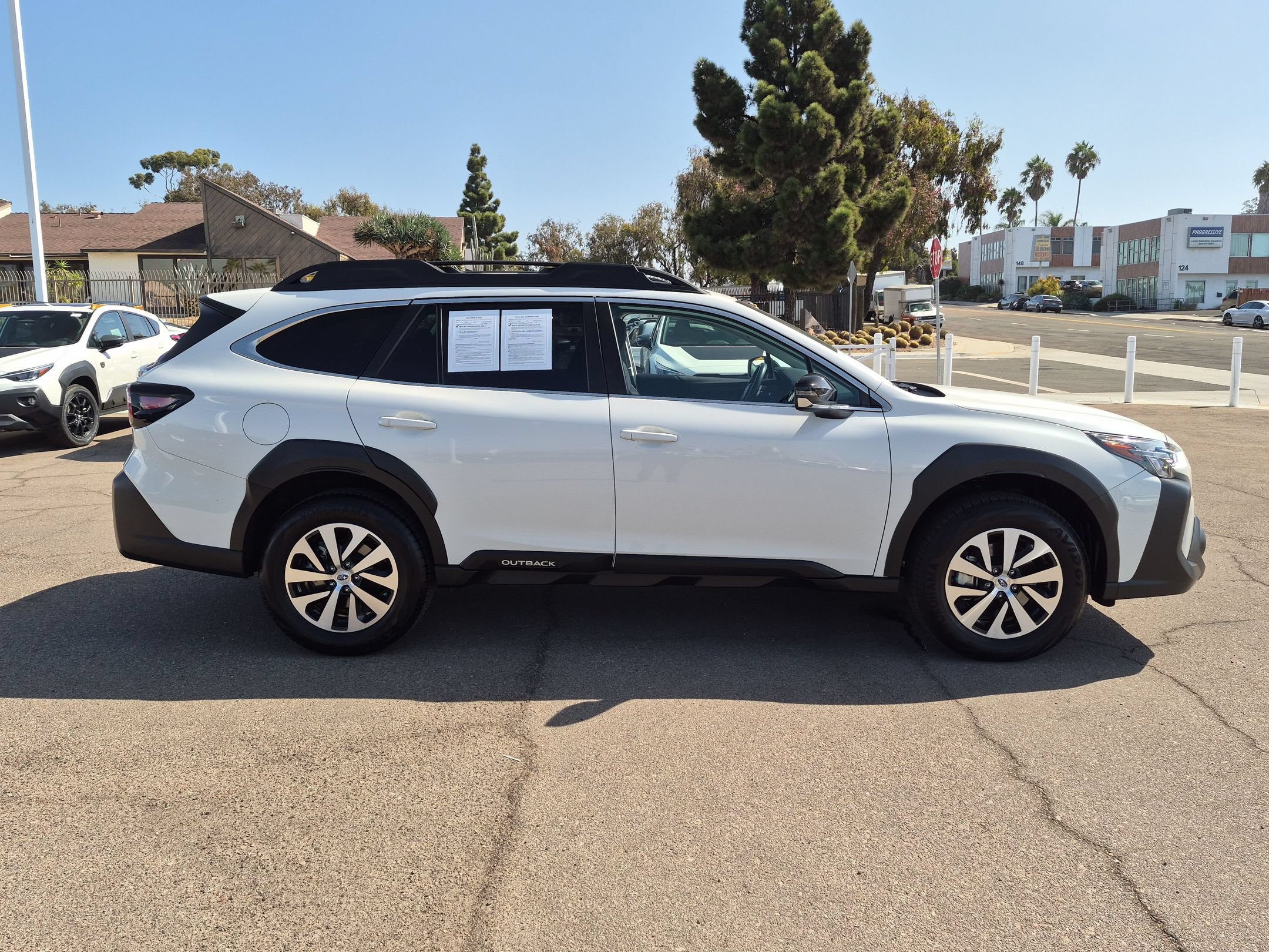 Used 2025 Subaru Outback Premium AWD/4WD image 5