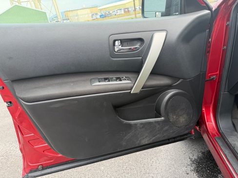 Used 2013 Nissan Rogue S AWD/4WD image 11
