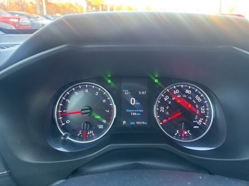 Used 2019 Toyota RAV4 XLE w/ Convenience Package image 14