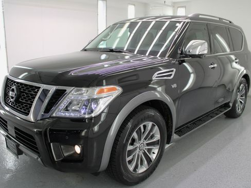 Used 2019 Nissan Armada SL w/ Premium Package image 5