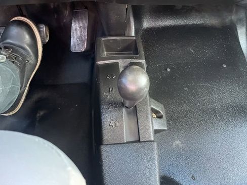 Used 2015 Chevrolet Silverado 2500 W/T image 27