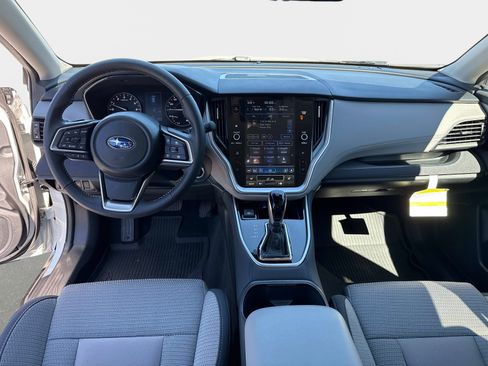 Certified 2025 Subaru Outback Premium w/ Popular Package #1A image 18