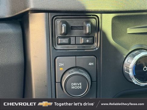 Used 2024 Ford F250 Platinum AWD/4WD image 26