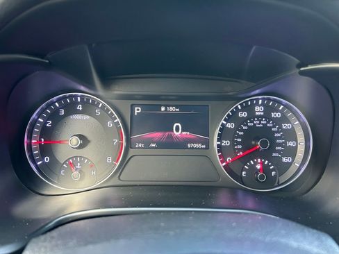 Used 2024 Kia Forte LXS w/ LXS Technology Package FWD image 23