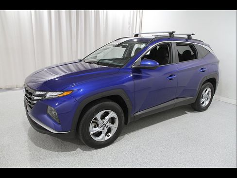 Certified 2024 Hyundai Tucson SEL AWD/4WD image 3