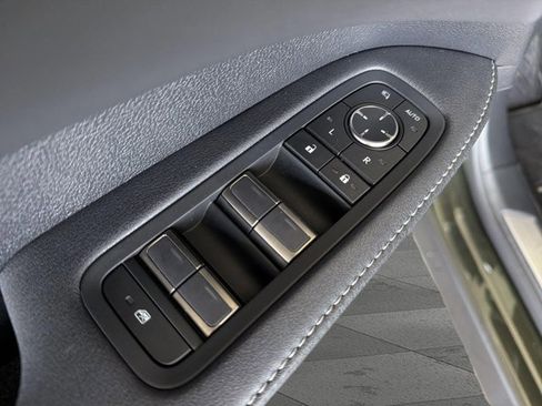 Certified 2026 Lexus RX 350 FWD image 9