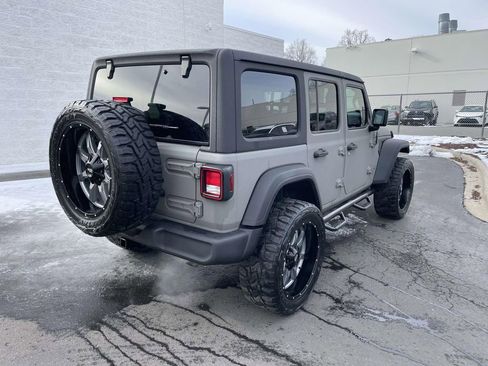 Used 2018 Jeep Wrangler Unlimited Sport S image 10
