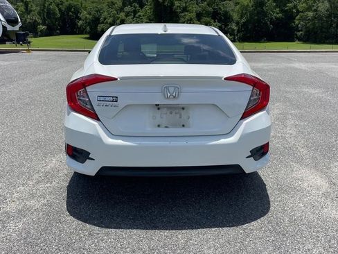 Used 2018 Honda Civic EX-L image 8