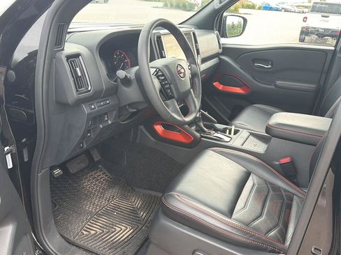 Used 2025 Nissan Frontier PRO-4X w/ Pro Premium Package AWD/4WD image 8