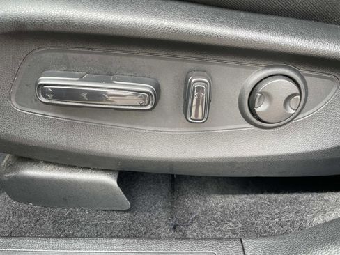 Used 2024 Honda CR-V EX image 16