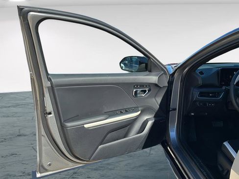 New 2025 Kia K4 GT-Line Turbo w/ GT-Line Premium Package FWD image 26
