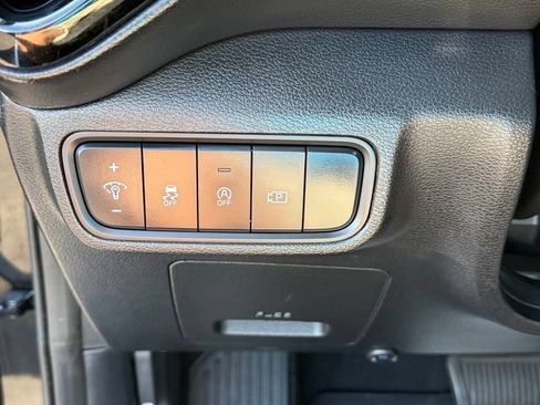 Used 2023 Kia Soul GT-Line FWD image 12