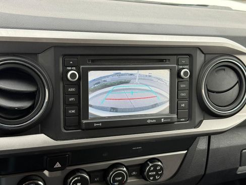 Certified 2019 Toyota Tacoma SR5 image 24