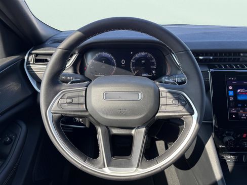 New 2026 Jeep Grand Cherokee Laredo X image 19