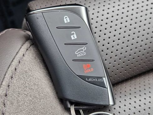 Used 2025 Lexus RX 350 AWD w/ Convenience Package image 36