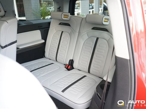 Used 2023 Rivian R1S Launch Edition image 31