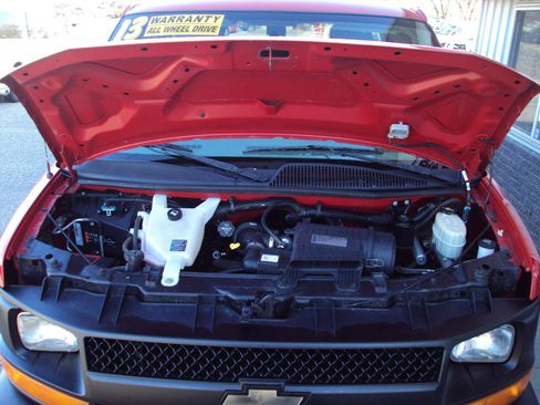 Used 2013 Chevrolet Express 1500 AWD image 23