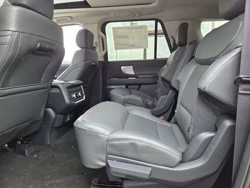 New 2026 Ford Expedition Max Active RWD image 31