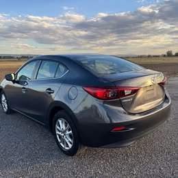 Used 2016 MAZDA MAZDA3 i Sport w/ Preferred Equipment Package FWD image 6