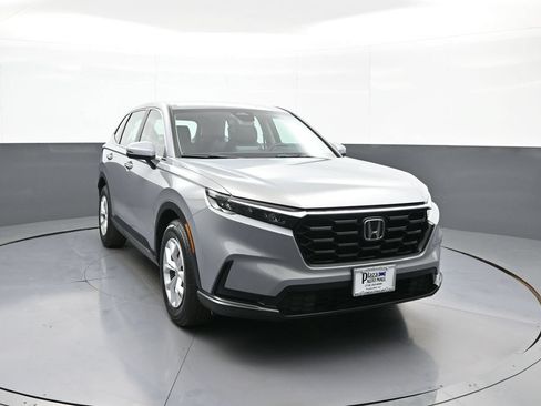 Used 2024 Honda CR-V LX image 3