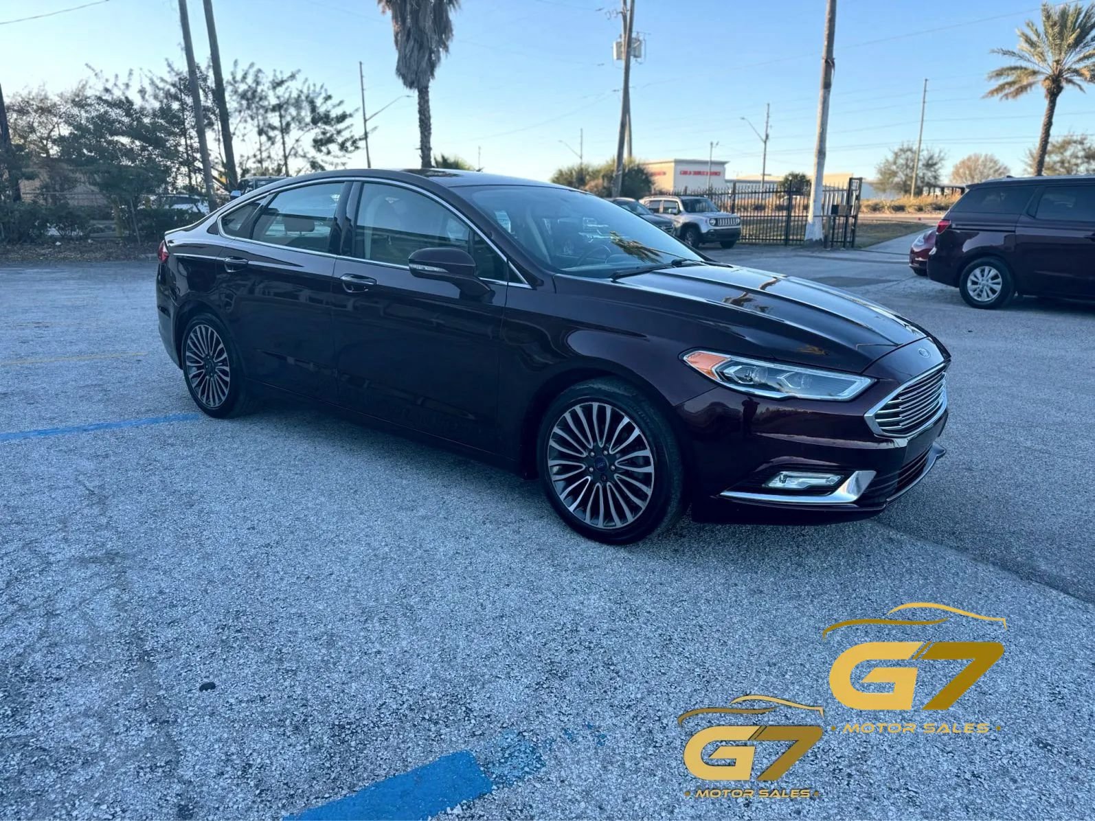 Used 2017 Ford Fusion SE w/ Fusion SE Technology Package FWD image 6