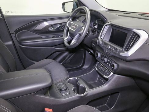 Used 2023 GMC Terrain SLE w/ Driver Convenience Package AWD/4WD image 19