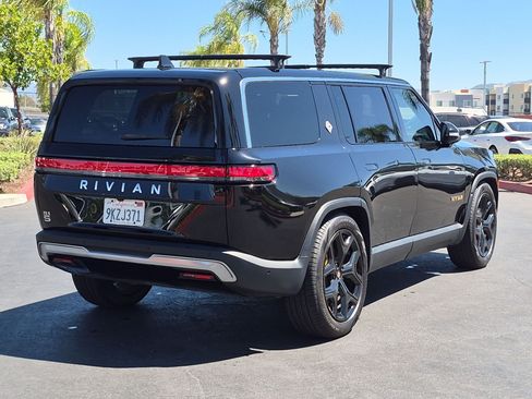 Used 2023 Rivian R1S Adventure AWD/4WD image 10