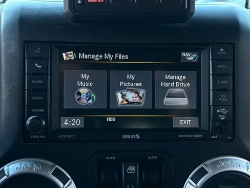 Used 2016 Jeep Wrangler Unlimited Rubicon image 25