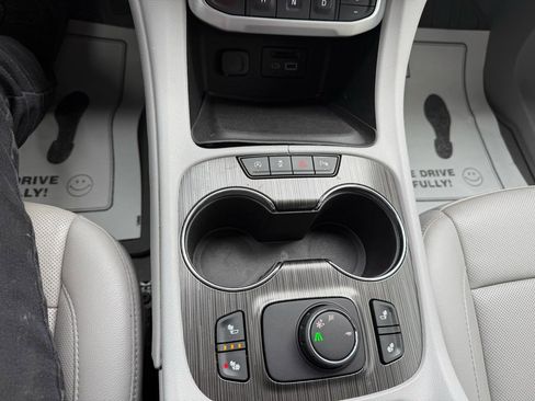 Used 2020 GMC Acadia SLT w/ Trailering Package image 18