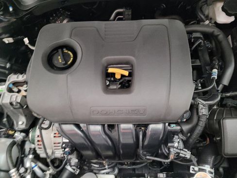 Used 2024 Kia Forte LXS w/ LXS Technology Package image 30