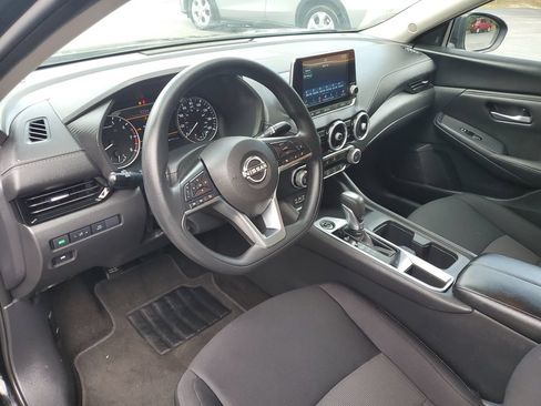 Used 2024 Nissan Sentra SV FWD image 22
