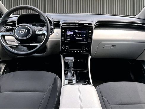 Certified 2024 Hyundai Tucson SEL FWD image 16