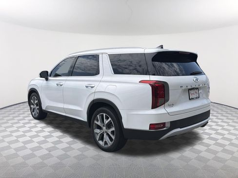 Used 2021 Hyundai Palisade SEL w/ Premium Package AWD/4WD image 3