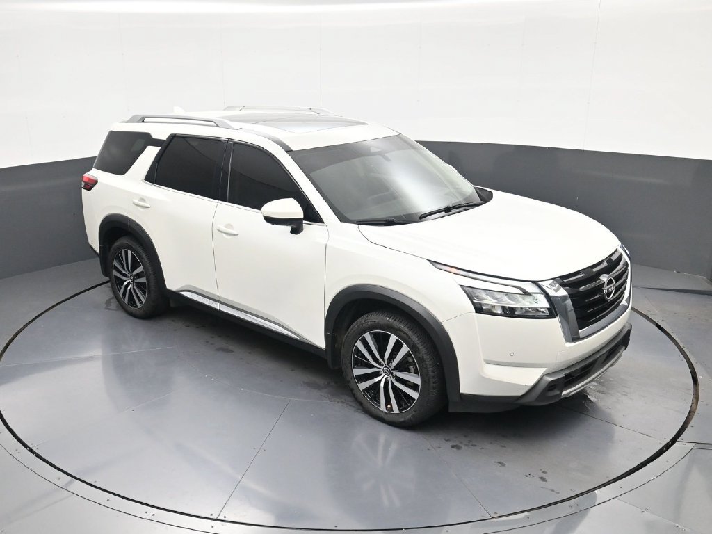 Certified 2023 Nissan Pathfinder Platinum FWD image 28