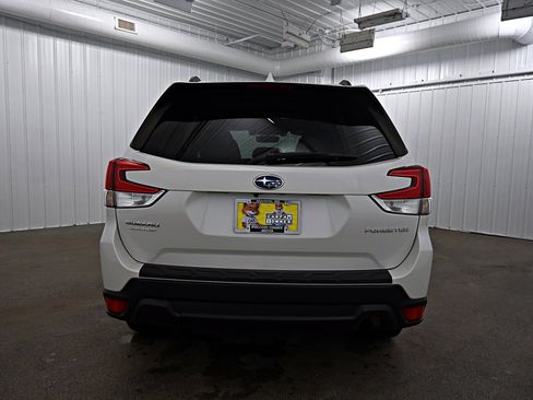 Used 2020 Subaru Forester Premium image 33